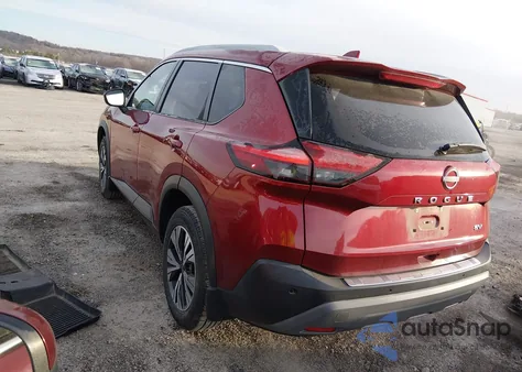 2022 Nissan Rogue Sv Fwd z USA, uszkodzony, nr VIN 5N1BT3BA4NC708826
